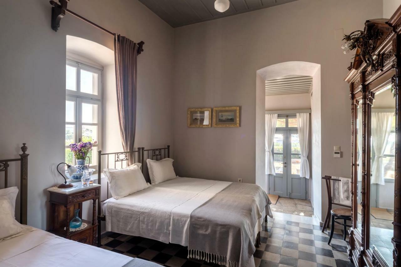 Willa Dellagracia Mansion In Poseidonia Syros Posidhonía Zewnętrze zdjęcie